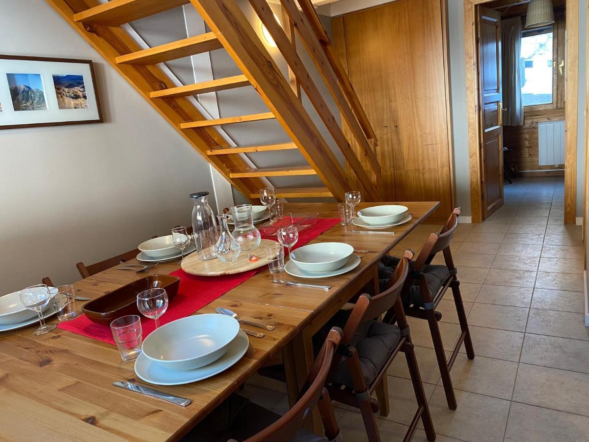 Acogedora Buardilla Duplex 6 Pax Apartman Incles Kültér fotó
